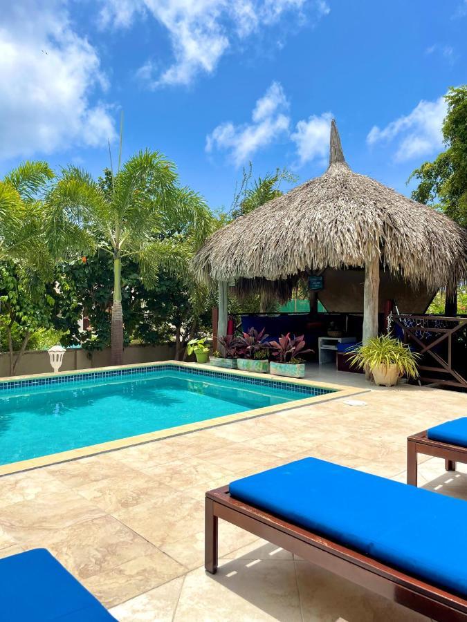 Hibiscus Beach House Jan Thiel Екстериор снимка