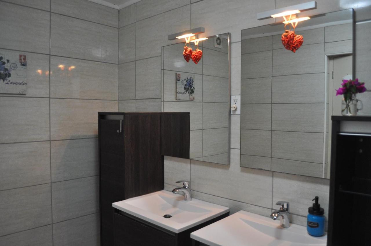 Hibiscus Beach House Jan Thiel Екстериор снимка