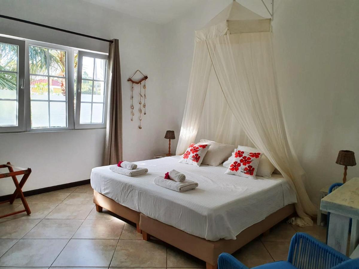 Hibiscus Beach House Jan Thiel Екстериор снимка