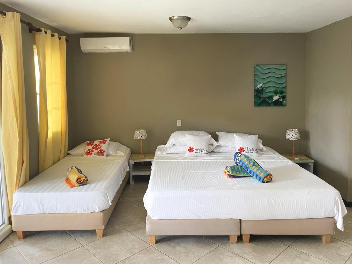 Hibiscus Beach House Jan Thiel Екстериор снимка