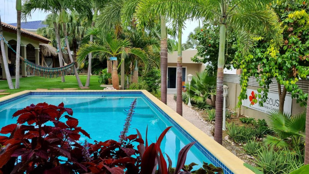 Hibiscus Beach House Jan Thiel Екстериор снимка